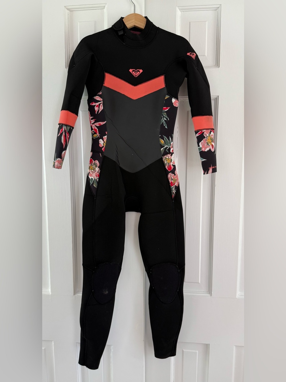 Roxy Syncro 3/2 Full Wetsuit Girls Size 8 Floral Surf Swim